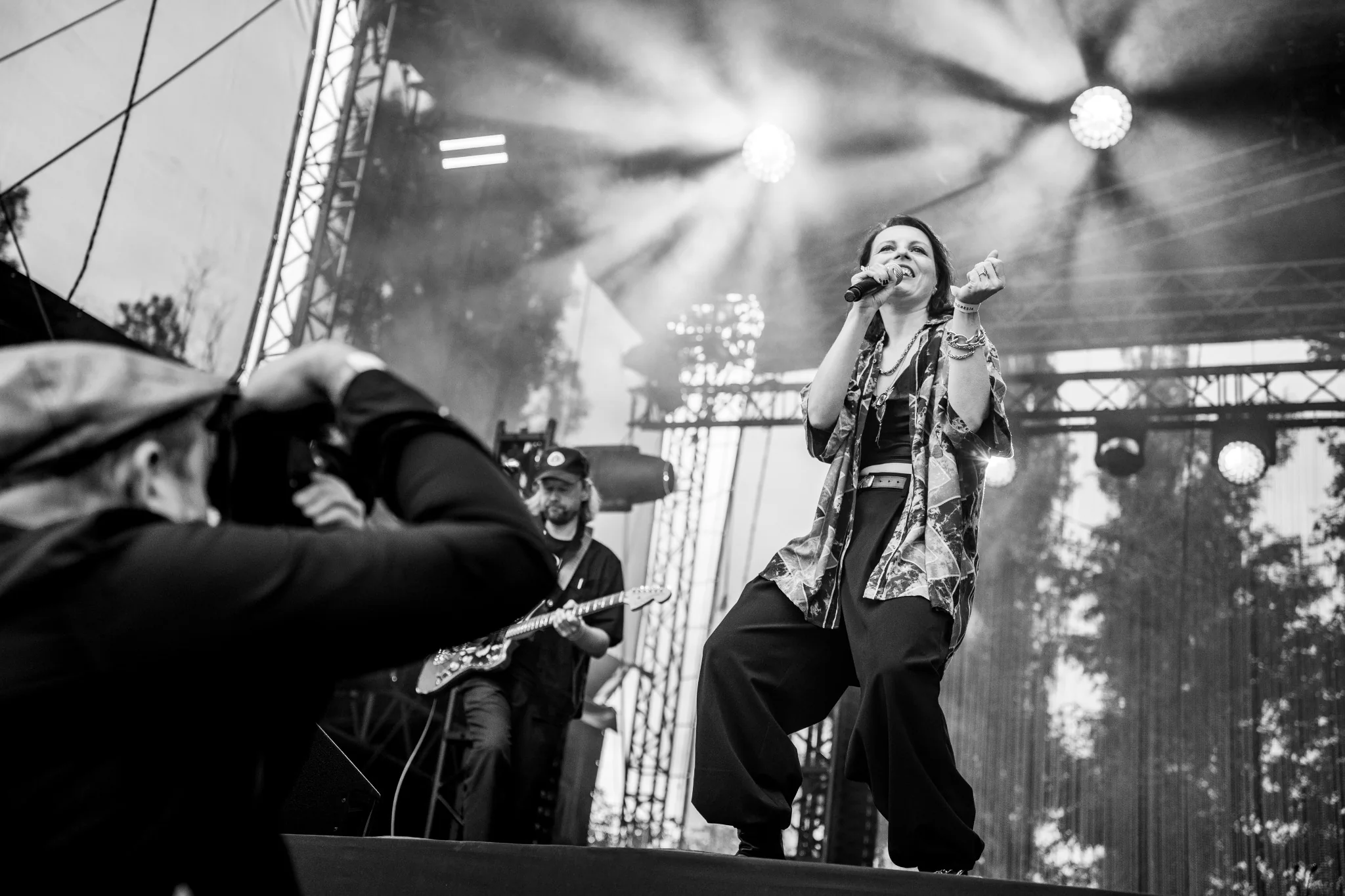 Izzy performing live
